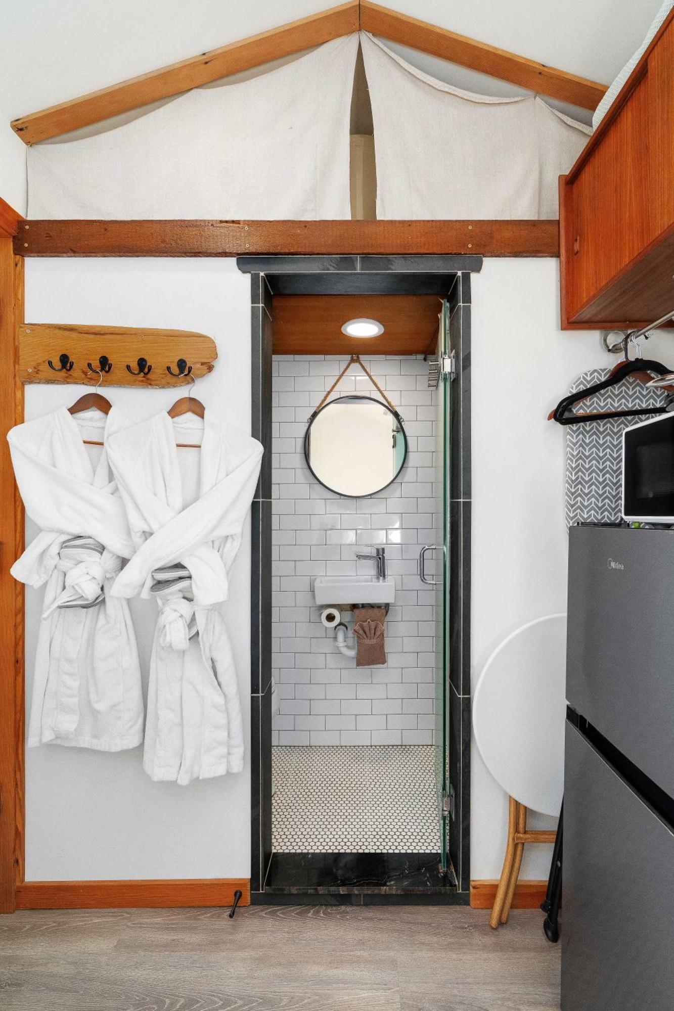 Blue Moon Tiny House, Sauna,Ht Порт-Анджелес Экстерьер фото